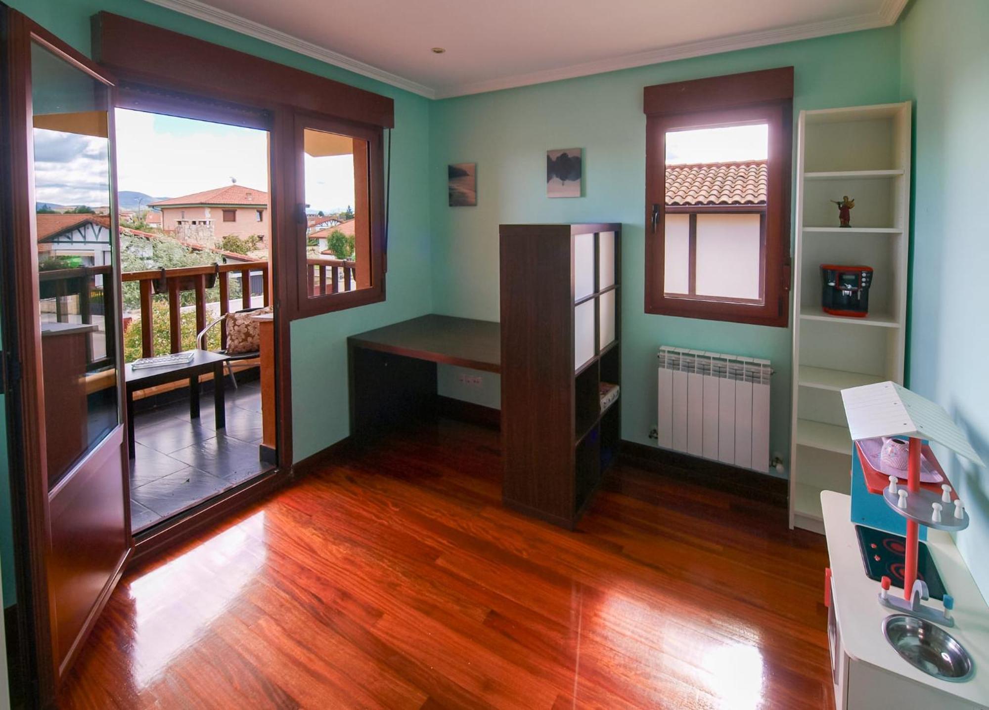 Maria. Holiday home Medina de Pomar